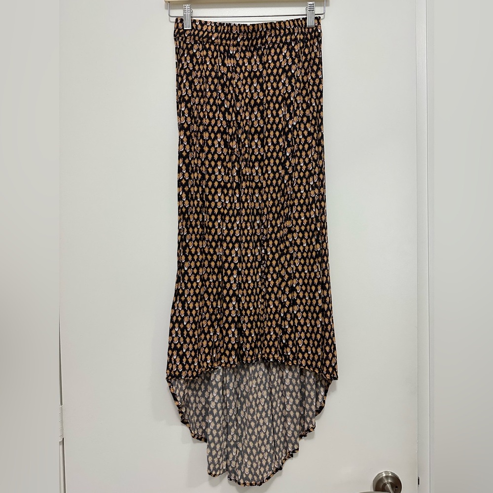 Patterned high low skirt in small
